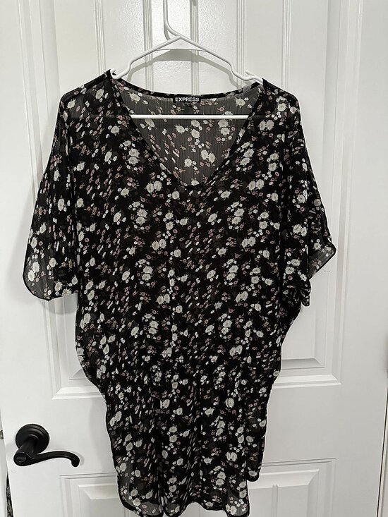 Express Tops - Express Sheer Floral Chiffon Dolman Sleeve VNeck Blouse Smocked Elastic Waist Pe